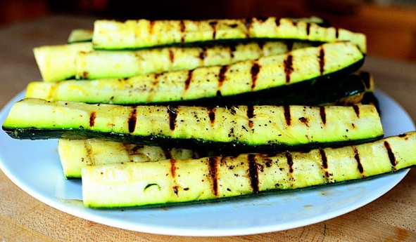 gegrilde courgette thepioneerwoman